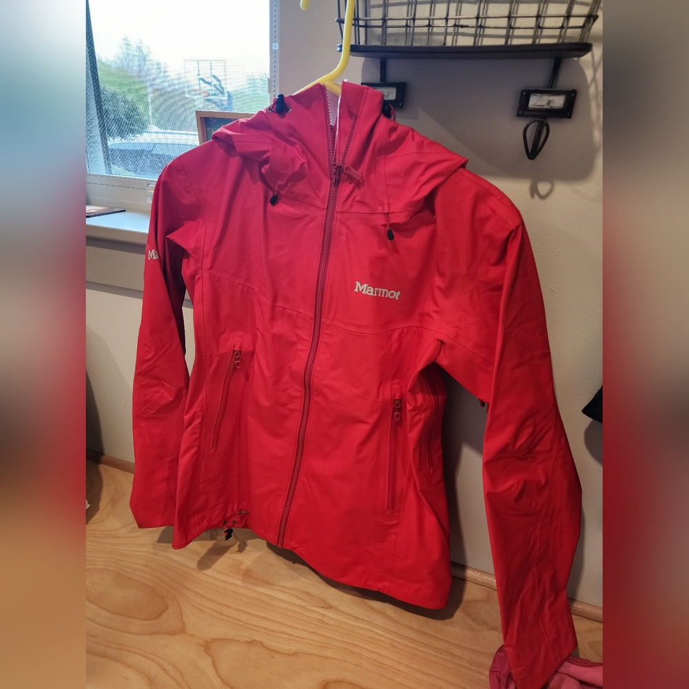 Marmot NWT Red Rain Jacket